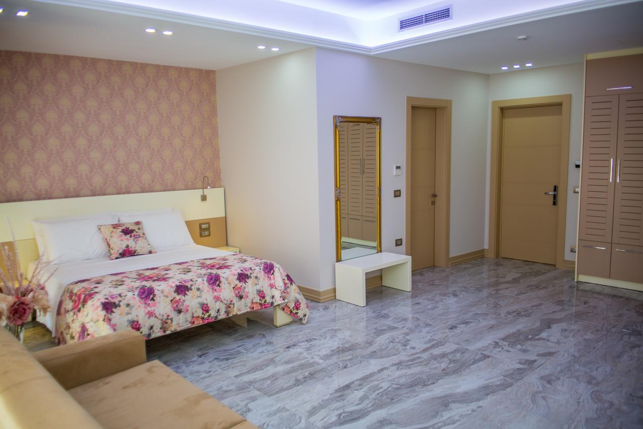 Hotel Vila Koral Durrës 外观 照片