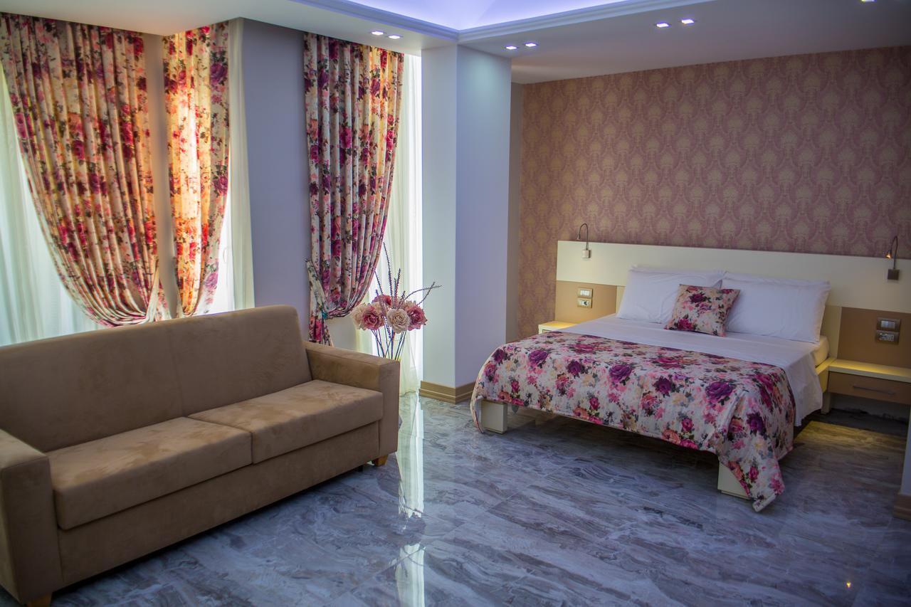 Hotel Vila Koral Durrës 外观 照片