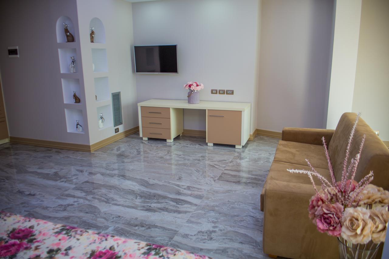 Hotel Vila Koral Durrës 外观 照片