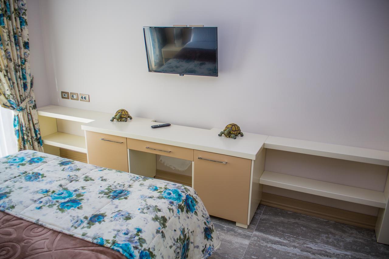 Hotel Vila Koral Durrës 外观 照片